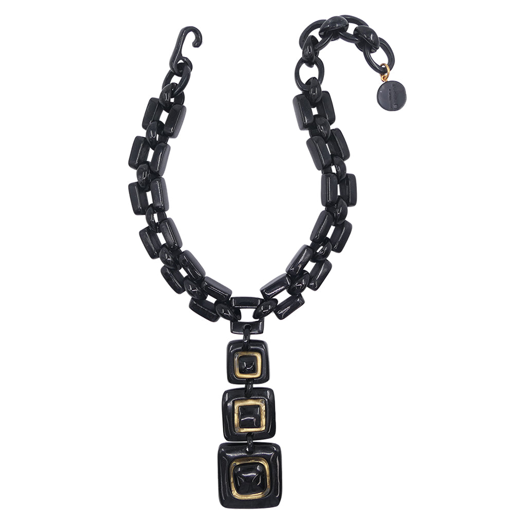 Collier Patricia